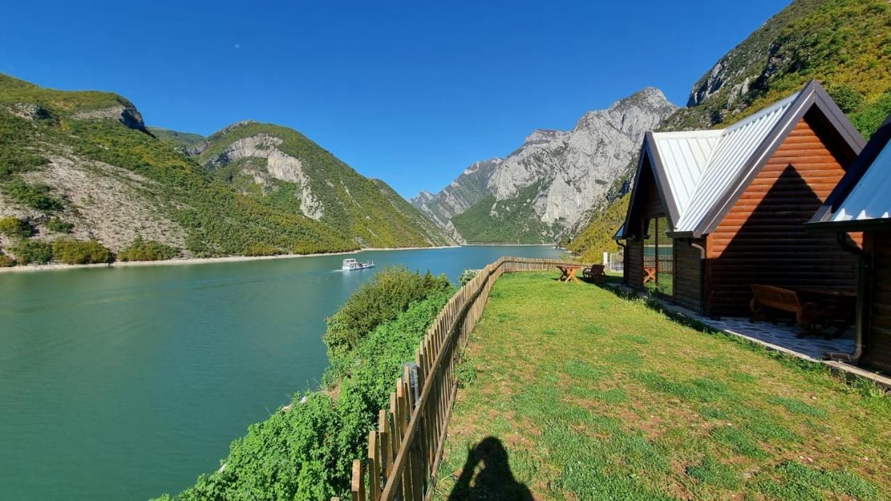 5 Stinet Villa Koman Eksteriør bilde
